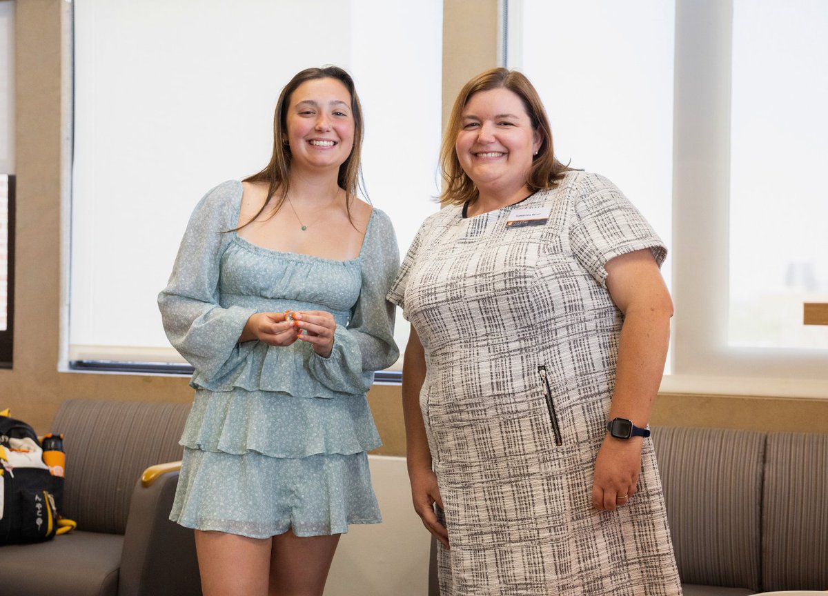 UT Libraries tweet media