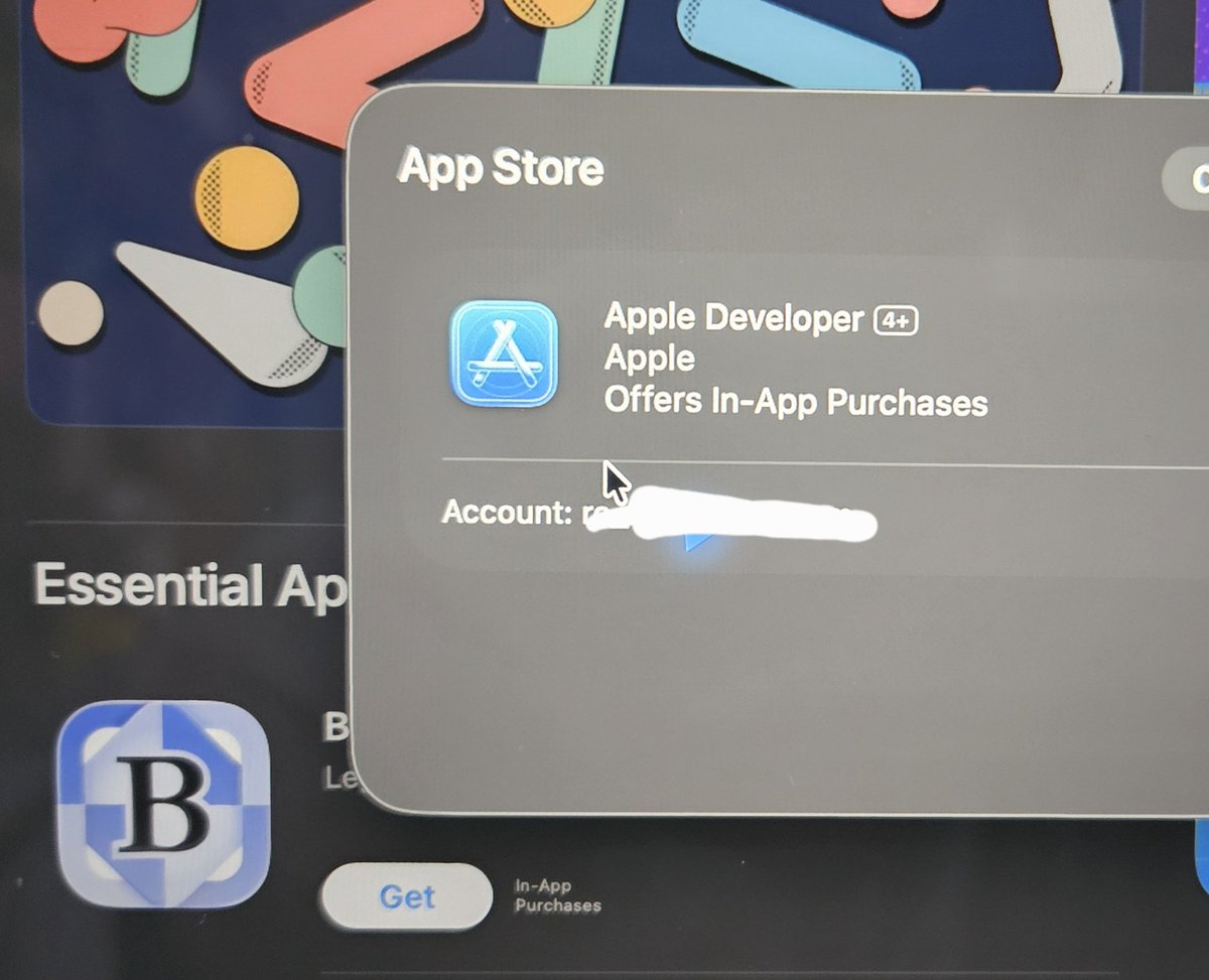 rodri199270's tweet photo. @FarzaTV something really odd happens when using clicky and trying to download an app from the app store. The id authenticator doesn't show up whe running clicky and you can't download apps. https://t.co/M1A4NTXa3D