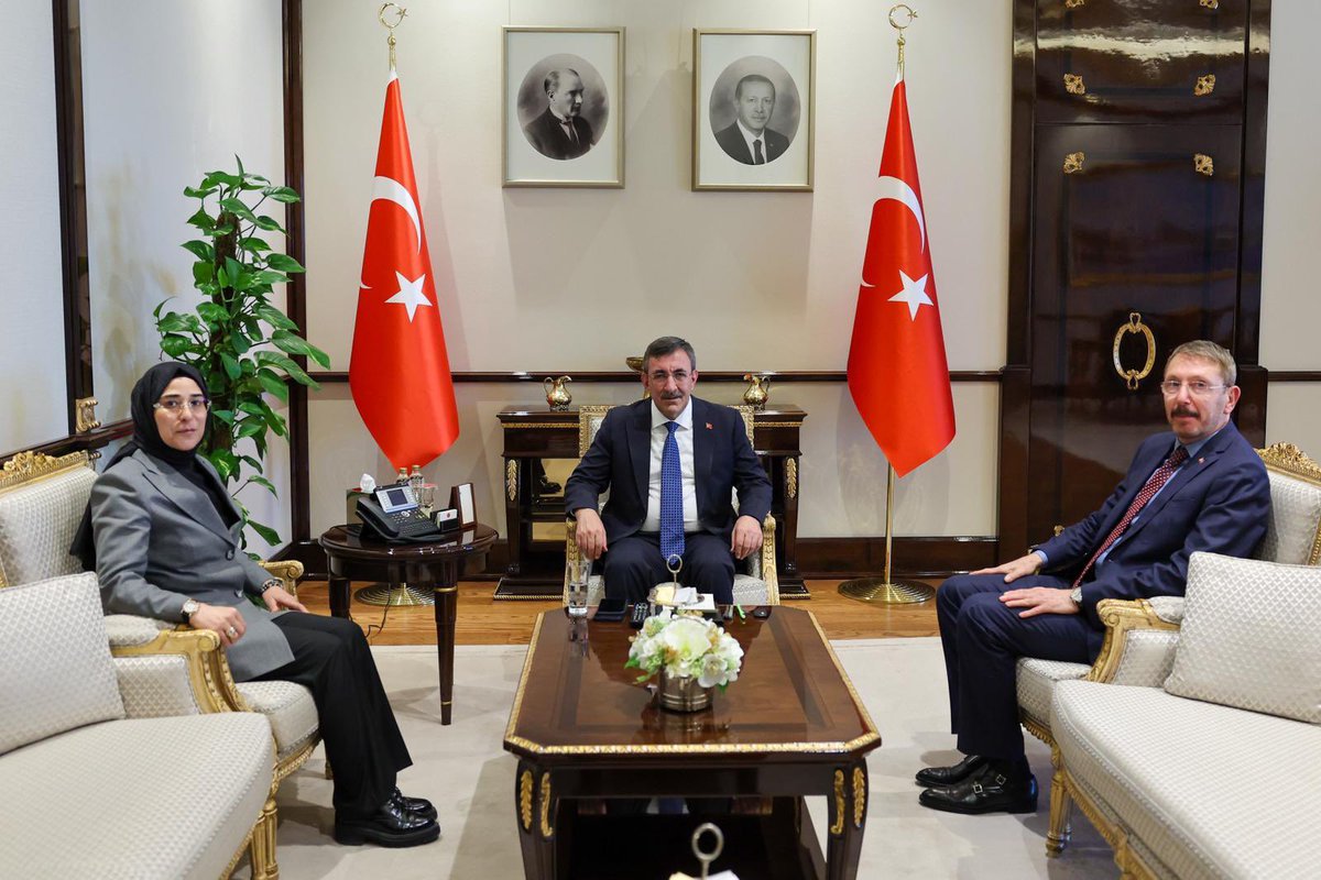 CEVAHİR ASUMAN YAZMACI tweet media