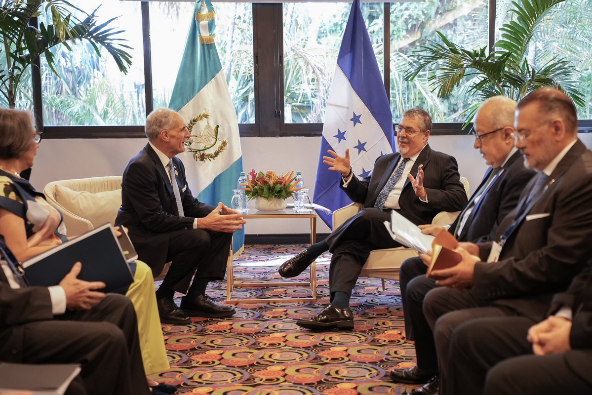 Bernardo Arévalo tweet media