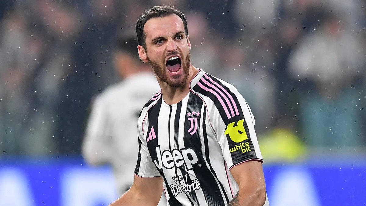 🐈 Continúan los rumores relacionados con Federico #Gatti.
Clubes en Italia ya vinculados como #Milan y #Napoli, de Premier y también el #Galatasaray, se han informado sobre su situación.
La #Juve no lo considera intransferible...

🗞️ [<a href="/_Morik92_/">Mirko Di Natale</a>] | #calciomercato #Juventus