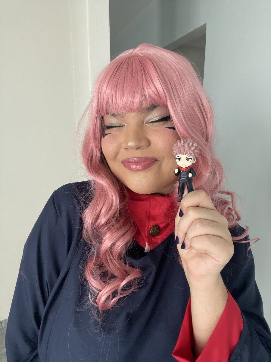 moonssiren's tweet photo. yuji itadori female cosplay 💗 https://t.co/pmTXWIz4qB