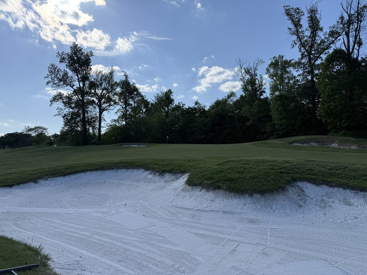 cgingerich84's tweet photo. @EliteGolfDad No swing tips from this 12 handicap but man, Deerfield and Rock Manor in Wilmington, DE were absolutely delightful this week. Visiting from out of town. What a treat these two were! https://t.co/nD5BKUvRBA