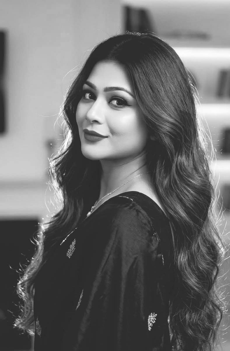 VeenaShri tweet media
