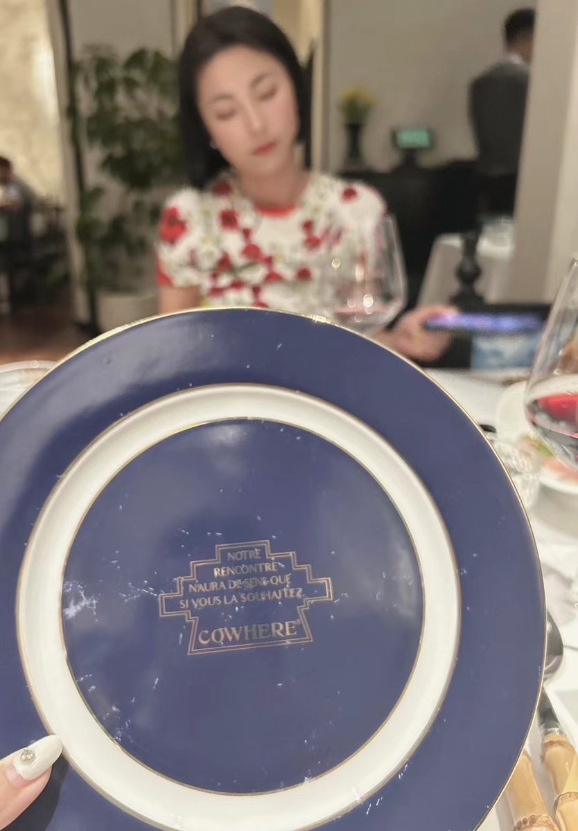 melanie dixon tweet media