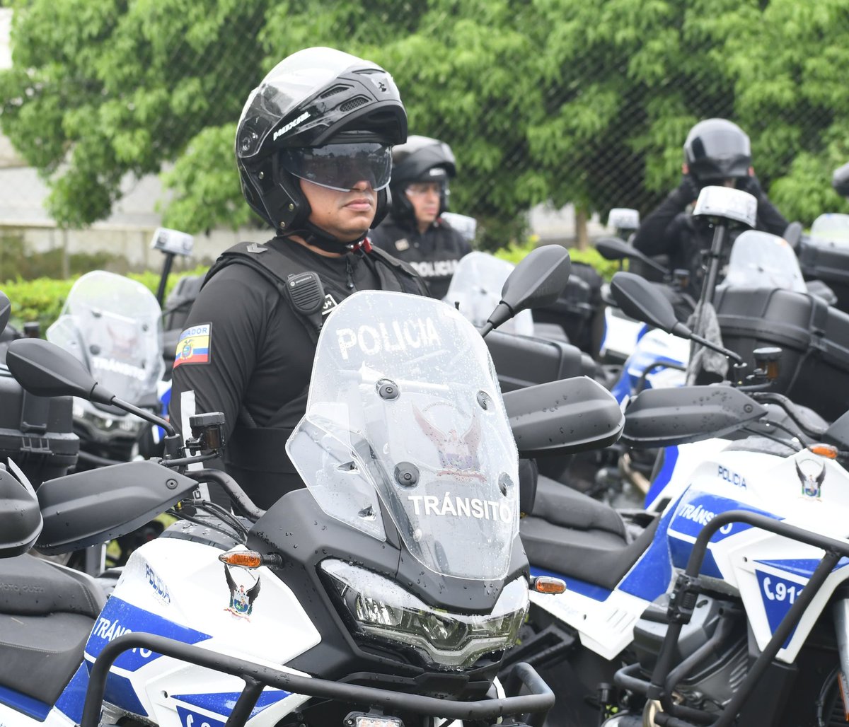 Policía Ecuador tweet media