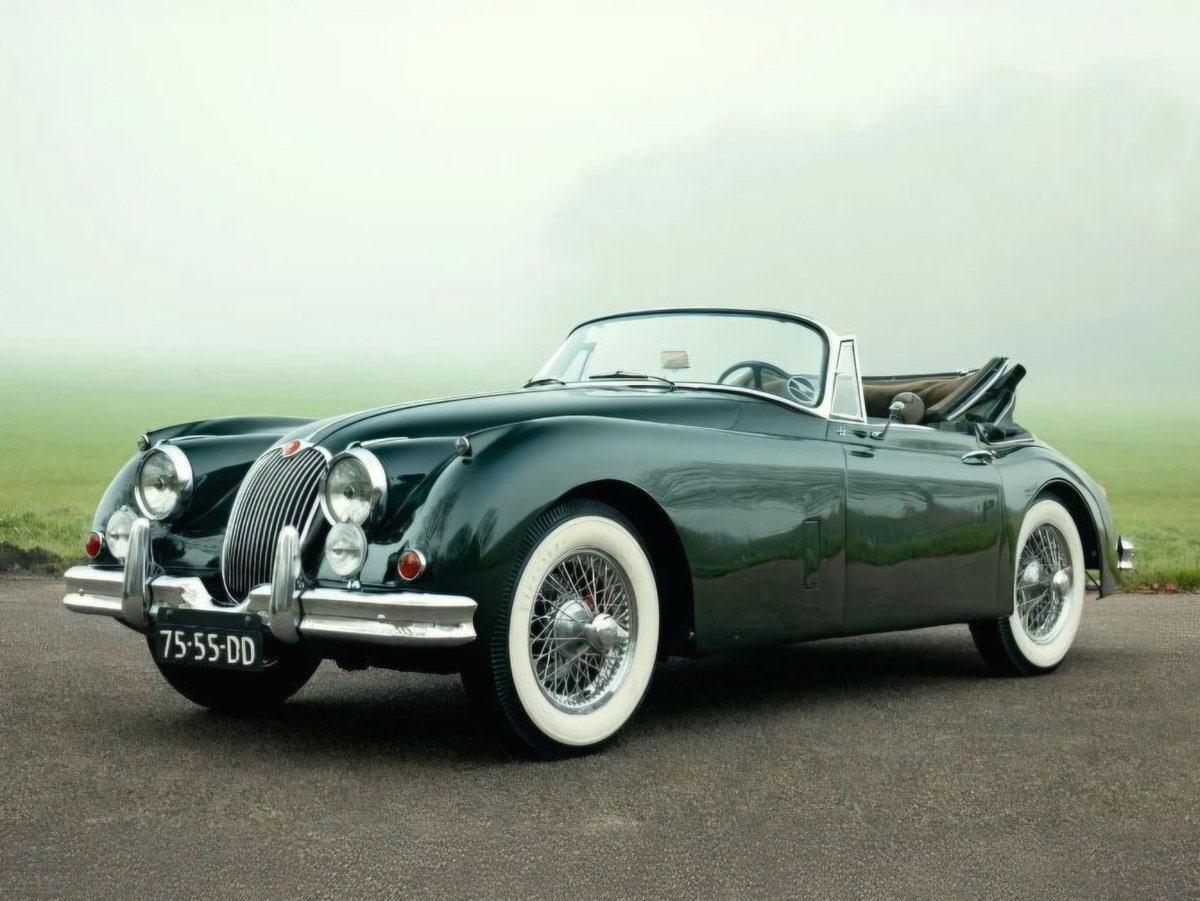 HappyMotorhead's tweet photo. If you could only drive this for the rest of your life, but you had to wear a monocle and speak in a British accent 24/7...

​Yes or No?

1960 Jaguar XK150 Drophead Coupe classic convertible

​#Jaguar #ClassicCars #XK150 #VintageStyle #CarPoll https://t.co/oY5O78XB3g