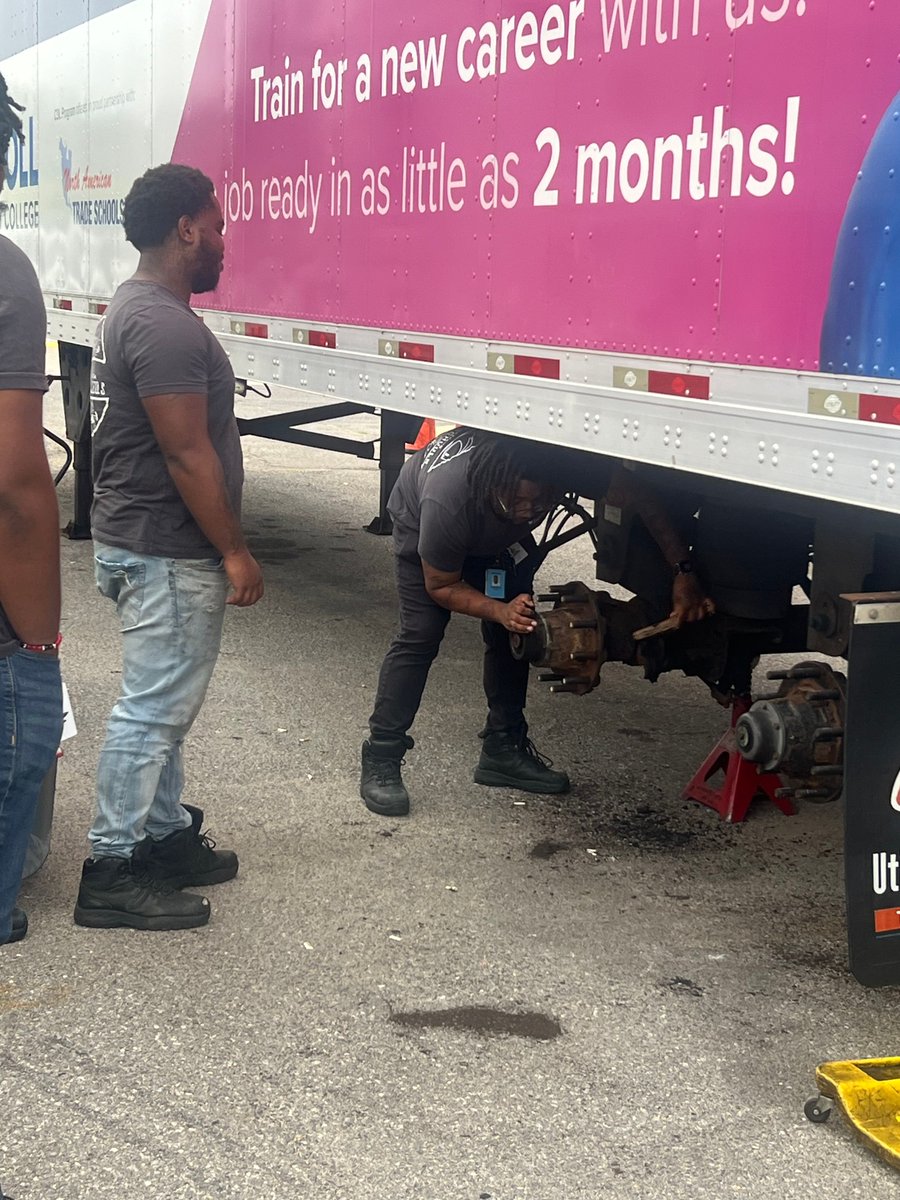 natrades's tweet photo. Real training on real trucks. NATS Diesel Technology students work on brake systems, drivetrains, and more from day one. See if it's the right fit. https://t.co/eQjUpda8fa

#DieselTech #TradeSchool #NorthAmericanTradeSchools #Baltimore #HeavyTrucks https://t.co/OhqNjf7zqL