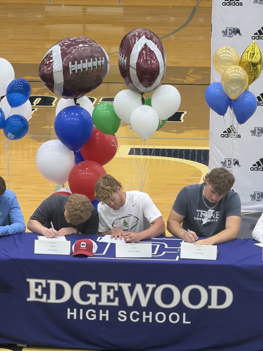 EdgewoodFB's tweet photo. Congrats to Paytin Wells- Hanover College, Miller Fall- Wilmington College and Travis Burke- Trine University for their College signing! #TheEdge https://t.co/6JAYnCprpB