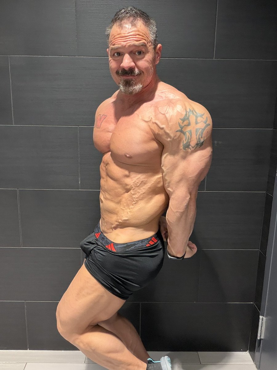 dredlifter tweet media