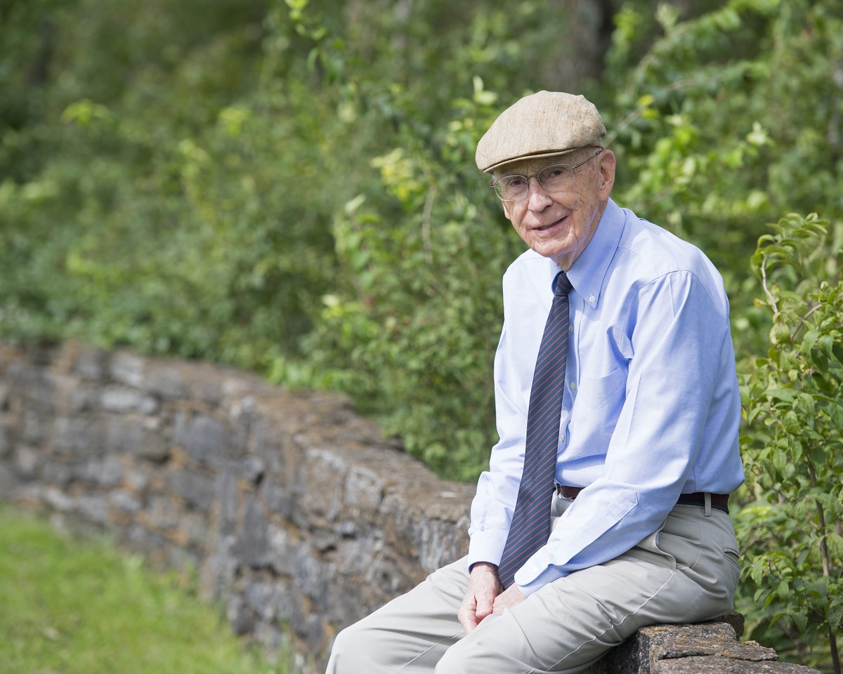 AAEPHorseDocs's tweet photo. The AAEP congratulates veterinary legend and AAEP founding member, Dr. Bob Copelan, for being elected as a 2026 inductee into the National Museum of Racing and Hall of Fame! 👏

Read more: https://t.co/8H31DQTO70

📸 @BH_AEberhardt &amp; Bobby Shiflet

#AAEP #AAEPHorseDocs https://t.co/PcqR1JXAt5