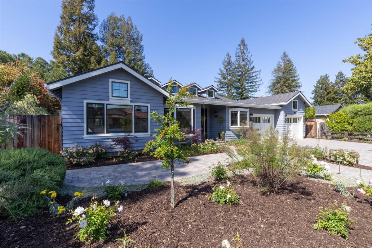 StephenLinRE's tweet photo. Stunning Los Altos home! Call me to tour 🏡 https://t.co/HcmpJs4Fv4