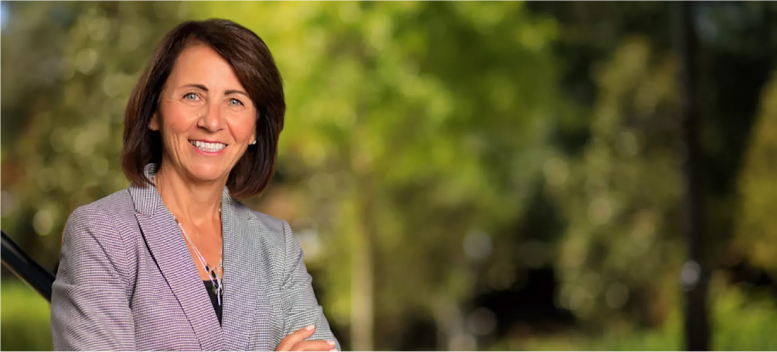 utknursing's tweet photo. We are excited to announce that the third-floor student commons and collaboration space will be named the Dean Victoria Page Niederhauser Student Commons! This naming will serve as a lasting tribute to Niederhauser’s vision for student success and excellence in nursing education. https://t.co/NbZ8YWrFjF