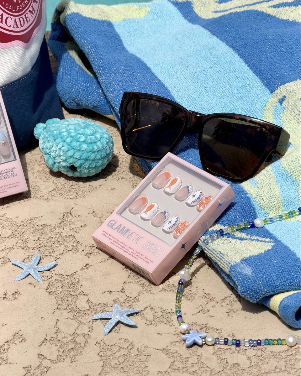 simplyvanessam's tweet photo. spirited skies & citrus days 🍊✨  

poolside details from @glamnetic Euro Summer Collection ☀️🌊🐚  

easy to apply, customizable, and vacation ready 💅✨  

Spirited Sky 🩵  
https://t.co/TKSM0RoejH

Citrus Coast 🧡 @ultabeauty 
https://t.co/QYGiYNiMne  

which style are you picking first? 🌴✨  

#glamnetic #glamneticpartner #eurosummer #pressonnails #summernails