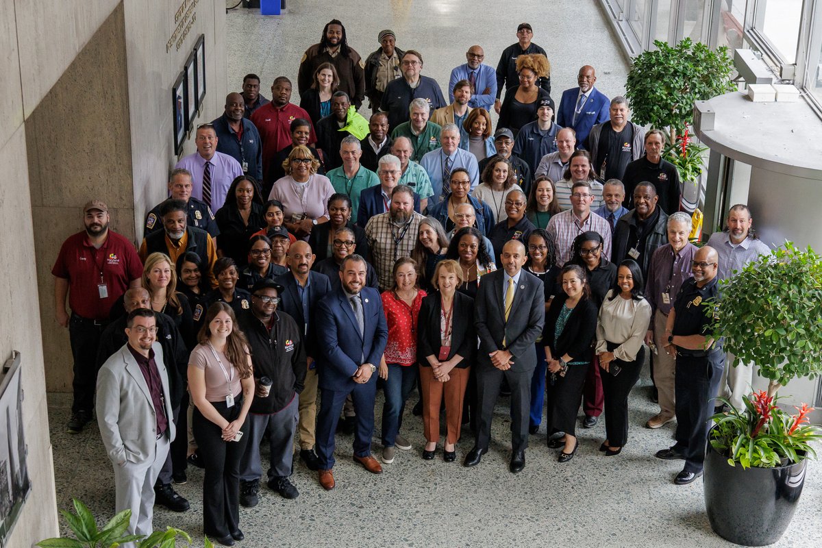 MDDGS's tweet photo. Keeping Maryland running takes a lot of people doing important work every single day. We’re grateful for the DGS team members who show up each day to support Marylanders and each other.

Happy Public Service Recognition Week to our DGS team and public servants across the state! https://t.co/9eFwugWzp2
