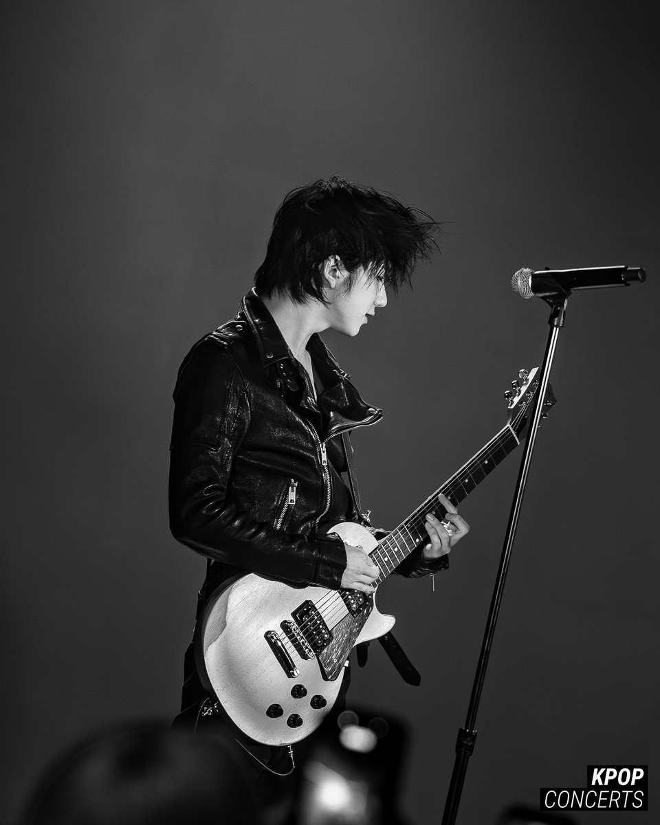 또미 tweet media