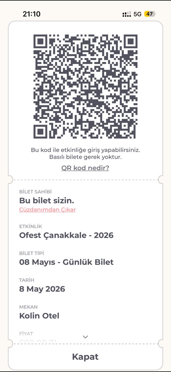 conilesss0's tweet photo. Milyonfest’te bugün için 3 biletim var çöp olmasın alın girin. #canakkale #konser #milyonfest #bilet #comu https://t.co/6t4NcWjiCM