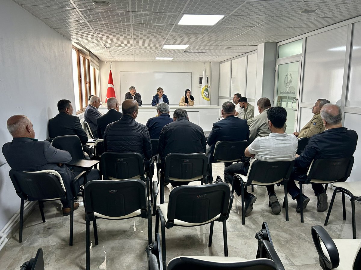 🔴 Kurtalan Belediyesi Halka Açık Mayıs Ayı Olağan Meclis Toplantısı 2. Oturumu Eşbaşkanımız Sadiye Aktin öncülüğünde gerçekleşti. 

✅Toplantı Kapsamında gündem maddeleri ve ek gündem maddeleri oy çoğunluğuyla kabul edildi.

#kurtalan #siirt
