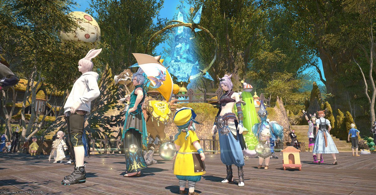 aoiffxiv's tweet photo. 開始直後にずらっと並ぶ行列は見事だね✨️
どこもトラブルなくきれいに並んでくださりありがとうございました～！
#まるぱる #FeelFreeShop
#青天市 📷Photo by #FF14CCC #FF14 https://t.co/VNa1SYPaY0