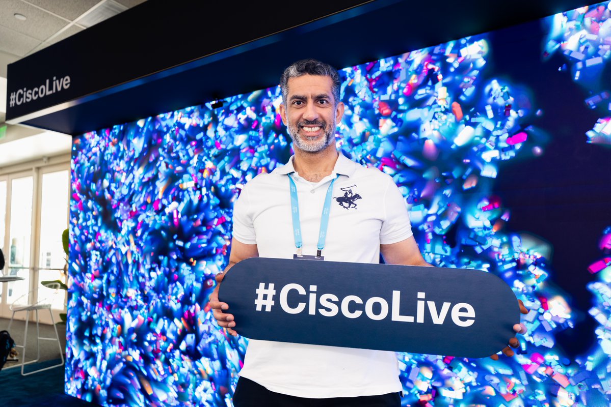 CiscoLive tweet media