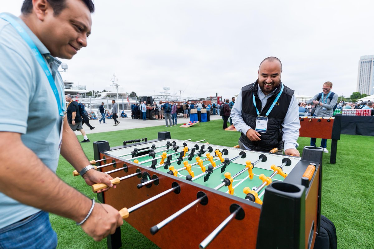 CiscoLive tweet media