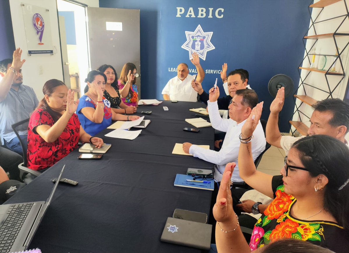 tejada_m01's tweet photo. Con la finalidad de dar seguimiento a los objetivos internos de nuestra Institución, realizamos una reunión con los Integrantes del Grupo de Trabajo de Administración de Riesgos de la #PABIC en presencia de la Ing. Yadira Itzel Ramírez Ramírez, representante de la @HonestidadOax. https://t.co/3z6xYCMEcE