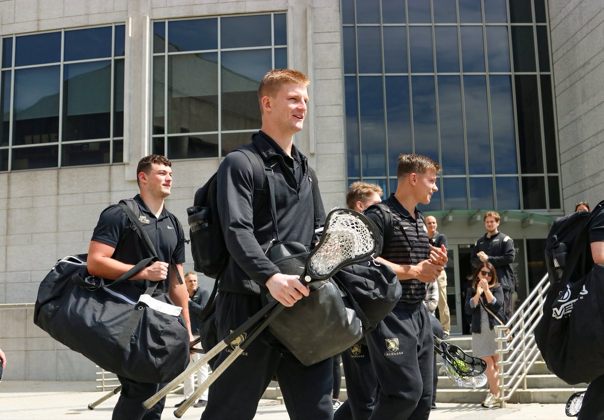 ArmyWP_MLax's tweet photo. On the road 🛣️

#FamilyToughnessTradition https://t.co/h2CiSW1I5P