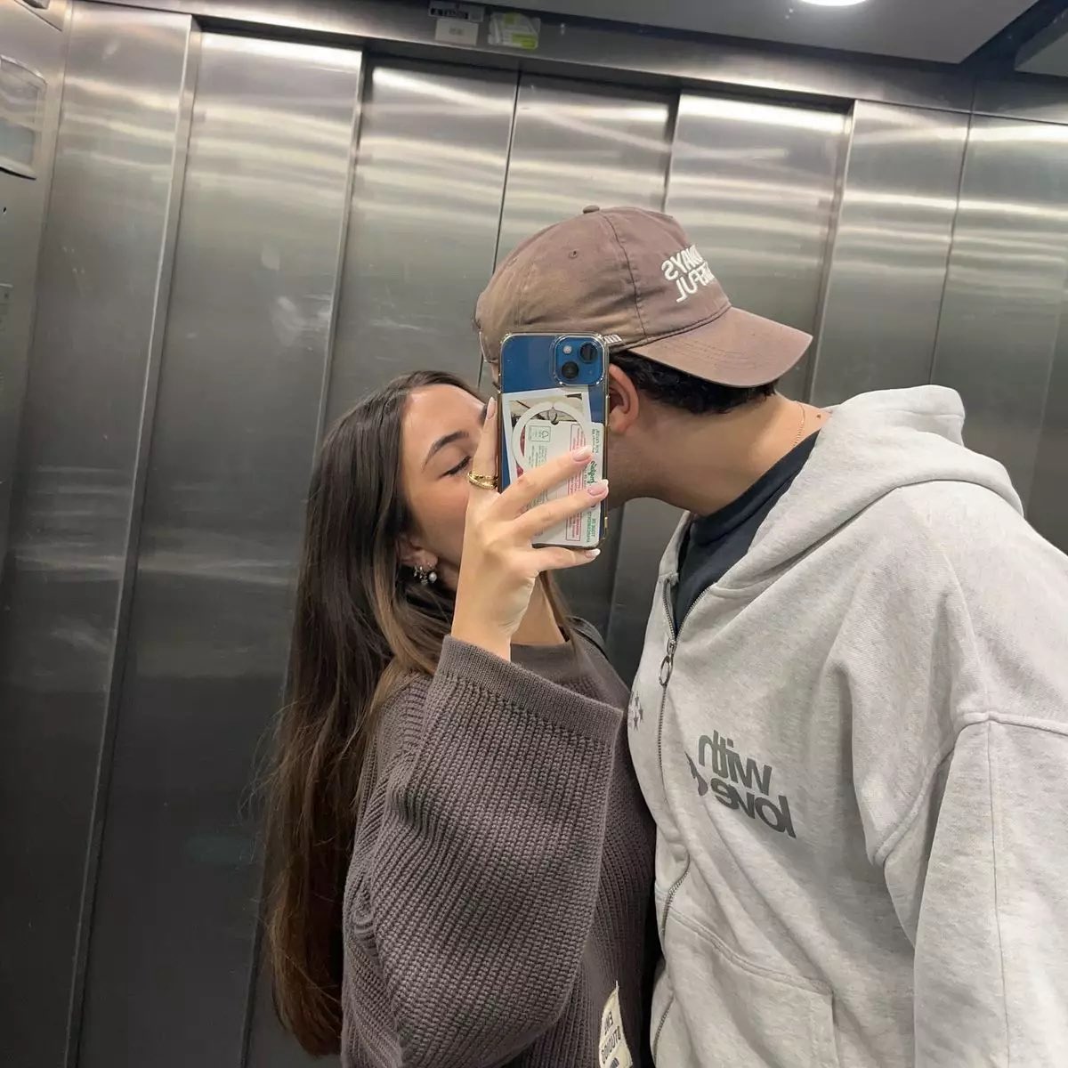 𝐂𝐨𝐧𝐜𝐡𝐚 𝐋𝐨𝐯𝐞 tweet media