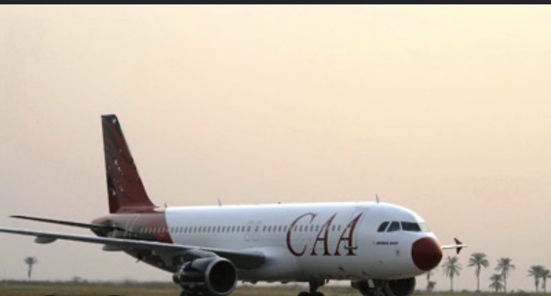 mabobojob27's tweet photo. Les retards intempestifs et exagérés de la compagnie d’aviation Africaine (CAA), sans même prévenir ni s’excuser, on en parle ?
Des heures de retard au décollage, parfois jusqu’à 3 heures… C’est incroyable. Aucun respect pour les passagers. 🙄.  @central_sage @ebalemozindo @bembajp @DynamiqueDjunga
