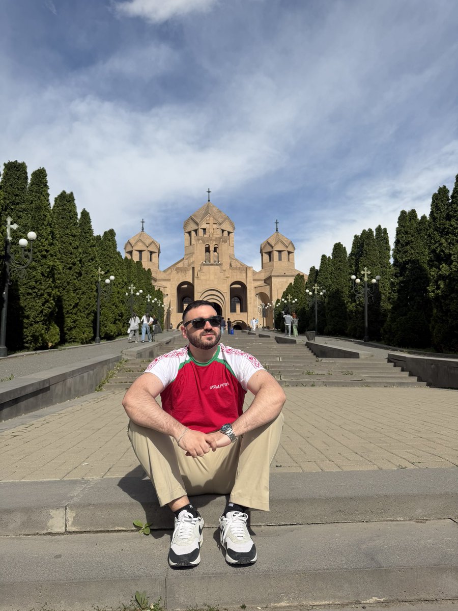 MoscowNoSleeps's tweet photo. Saludos desde Ereván 🇦🇲 https://t.co/LVaaB2usD3
