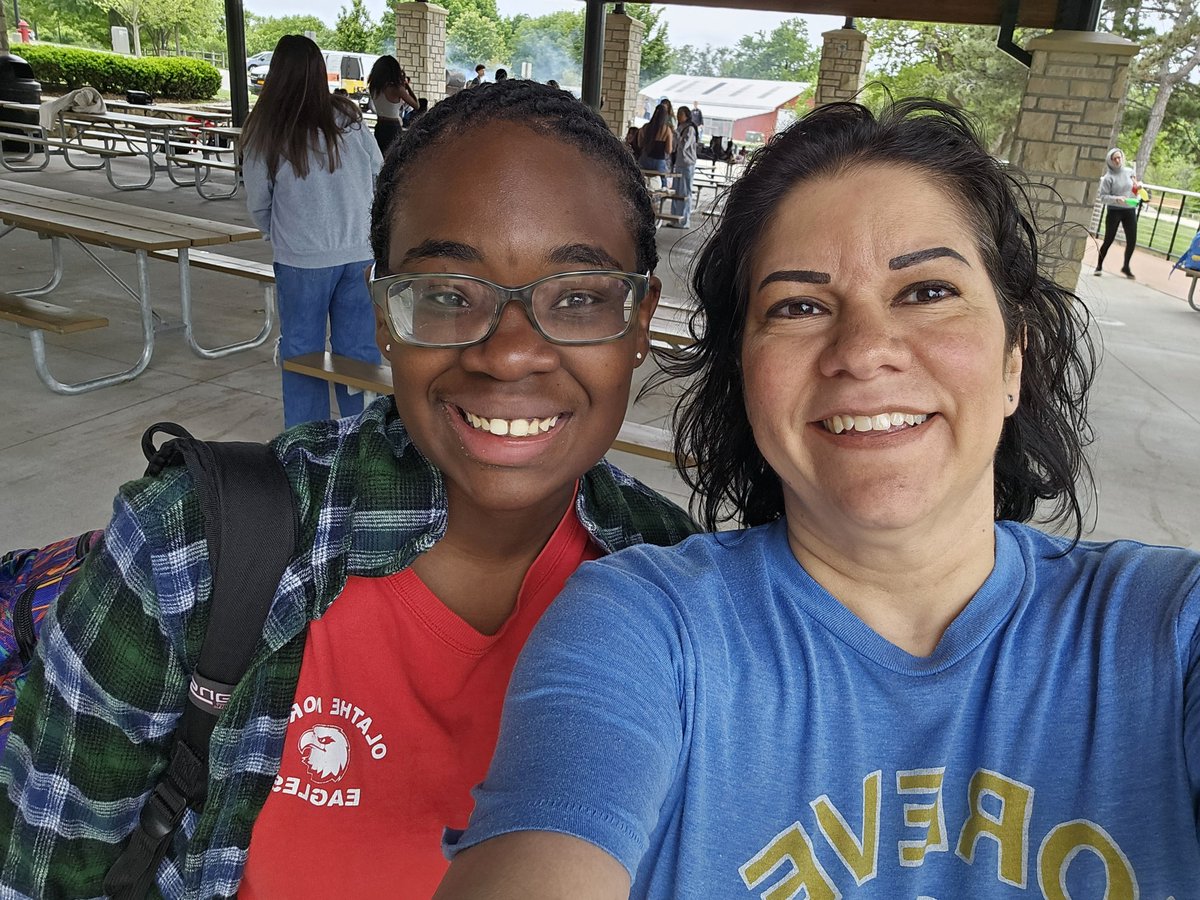 MsHallELA's tweet photo. Senior Picnic Class of 2026. #onteach https://t.co/QHdwQI6HMK