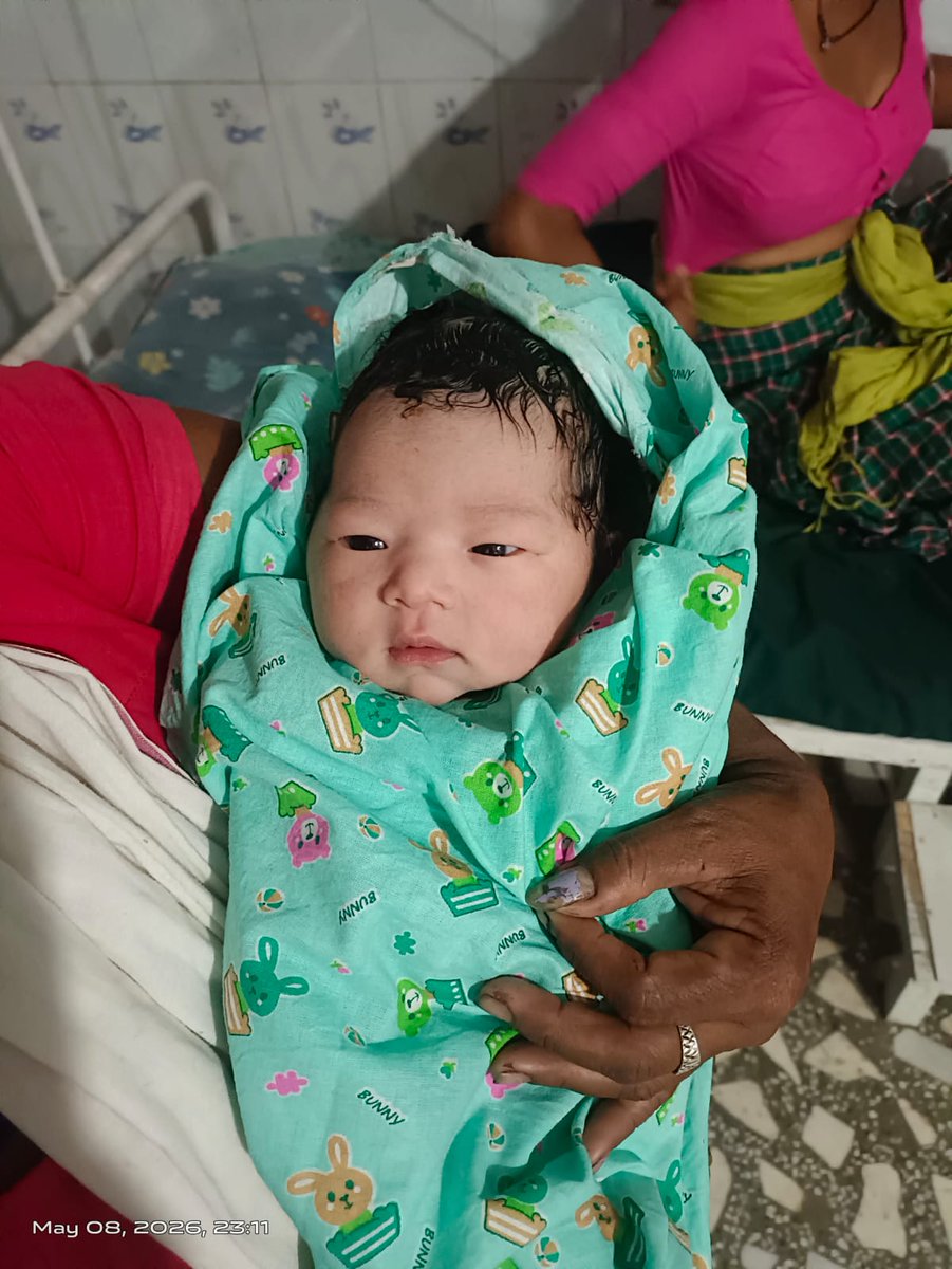 DrHariGaudel's tweet photo. Today ANC patient arrived at my PHC at 3pm.

Due to some complications (Meconium stained + 1 Finger OS) I had to refer the case for Obstetrics Opinion as it may require CS.

So the Patient was referred to SDCH Sadiya from where they were referred to TMCH, Tinsukia.

But due to.. https://t.co/9PNnxs3OPb