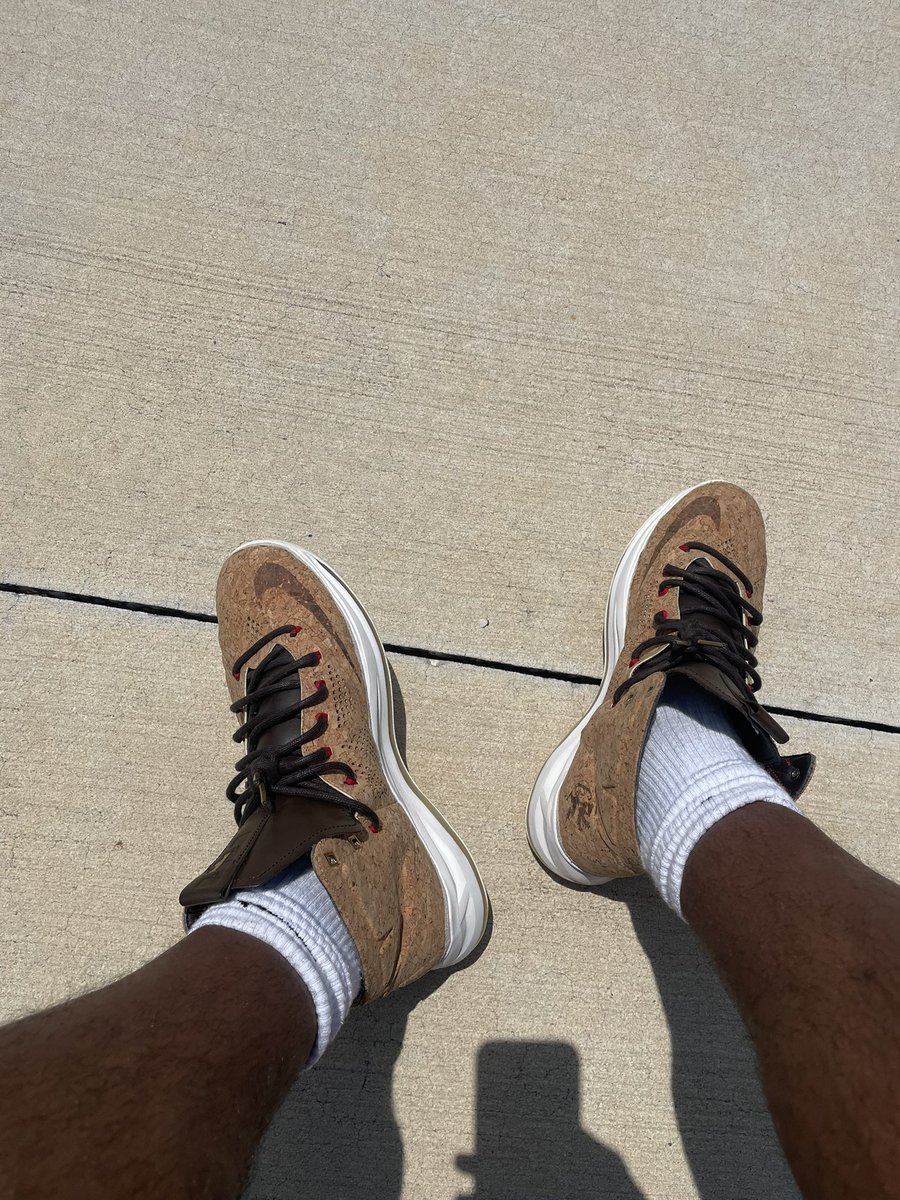 ozonekicks's tweet photo. #snkrskickcheck
#kotd https://t.co/KnDoao155C