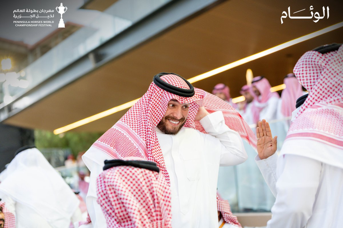 alweeam_sp's tweet photo. بين لحظات الترقب، والنقاشات الجانبية .. تتجه الأنظار نحو الميدان بانتظار لحظة الحسم 🏆

@sal3esa

#مهرجان_بطولة_العالم_لخيل_الجزيرة 2026.
#بطولة_خيل_الجزيرة_عبر_الوئام https://t.co/zxdEyFBRuK