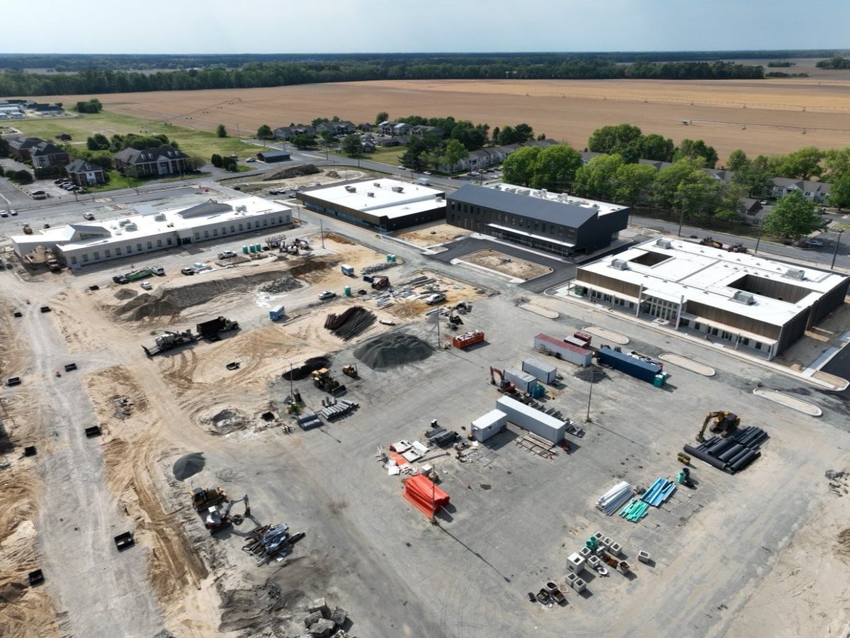 TheMillDE's tweet photo. New views, new vibes, same hustle. Find your space at The Mill Seaford in the Nylon Capital Center campus! Opening in June. 

Lock in move-in specials today, get the conversation started: https://t.co/JotZMG5vOJ https://t.co/uncq2ygSxO