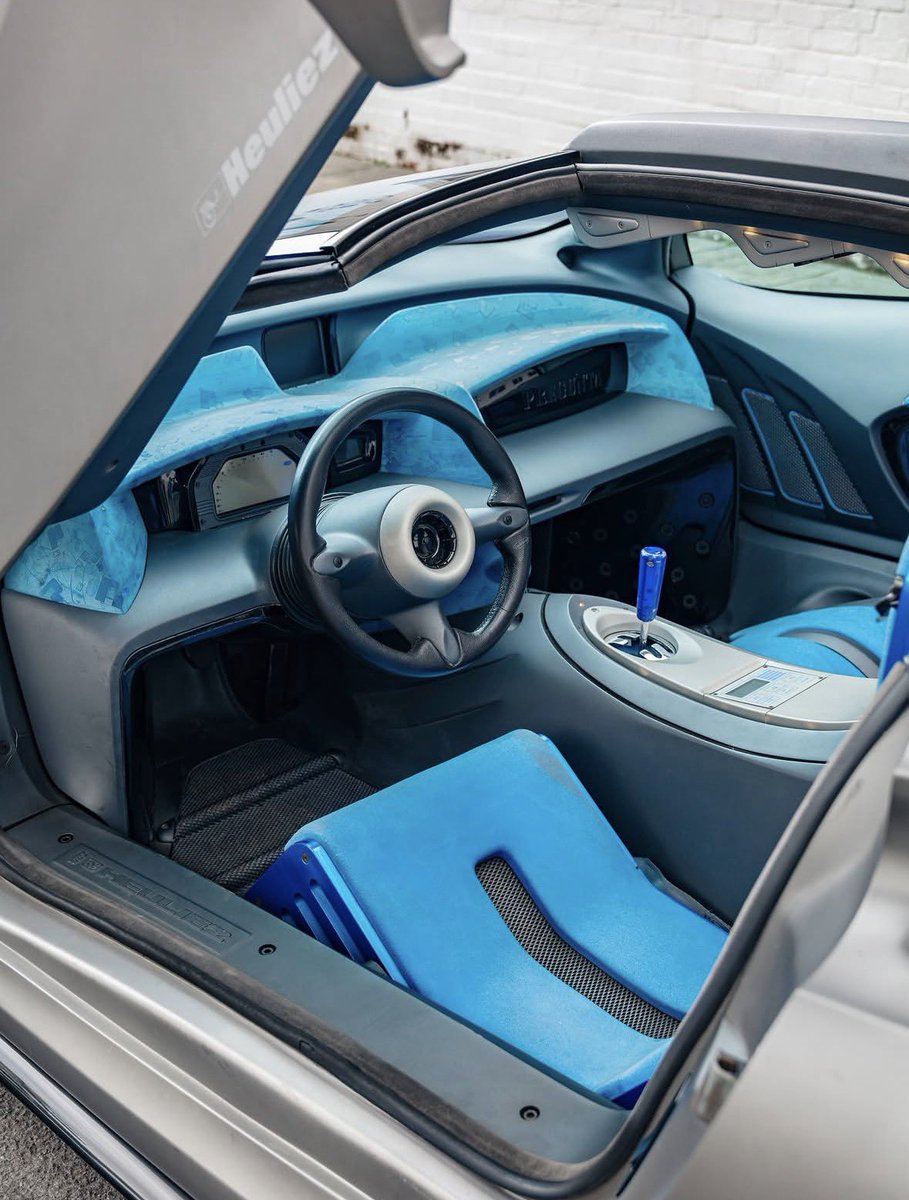 Car Grails tweet media