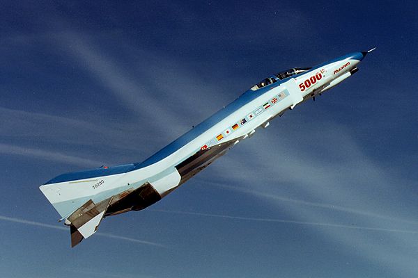 ron_eisele's tweet photo. 9 May 1978. McDonnell Douglas F-4E-65-MC Phantom II, 77-0290, at the McDonnell Aircraft Company division at St. Louis, Missouri. The 5,000th F-4 Phantom II produced. In June 2019, 77-0290 was in service with the Turkish Air Force. https://t.co/mwGtMuFv5w