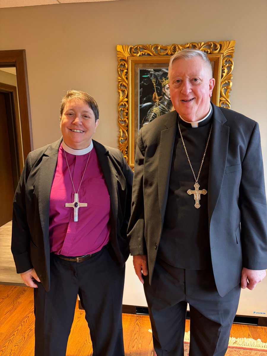 StLEcumenism's tweet photo. A great meeting between Archbishop Mitchell Rozanski and Lutheran Bishop Donna Simon! https://t.co/Rp0BPqaQFD