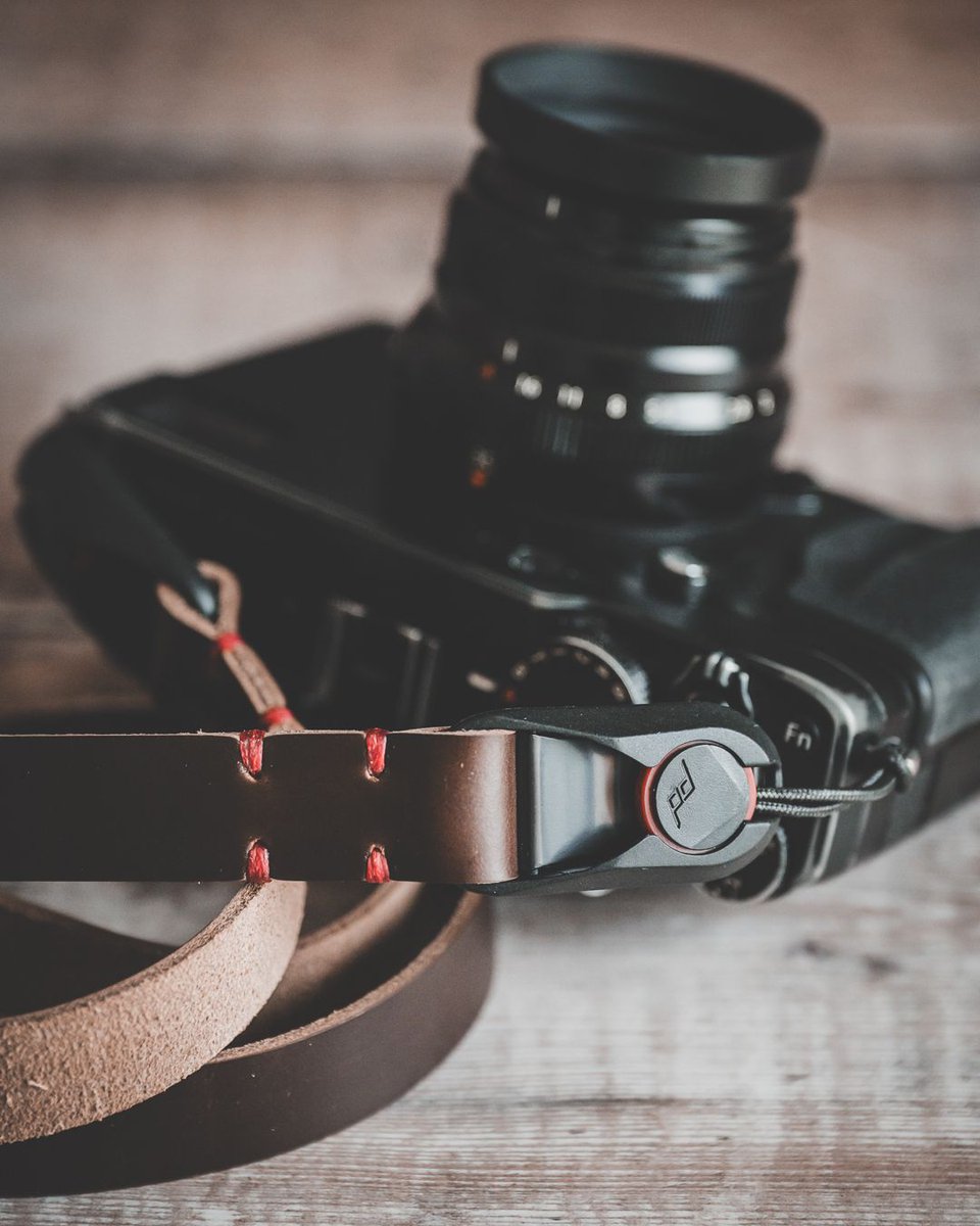595strapco's tweet photo. Our QR Anchor Neck Strap with Peak Design Anchors. Get in there now while stock exists! #photography #camerastrap #fujifilm #Xpro1

https://t.co/RIEM5AiSlb https://t.co/RIEM5AiSlb https://t.co/jW1mymHrfA