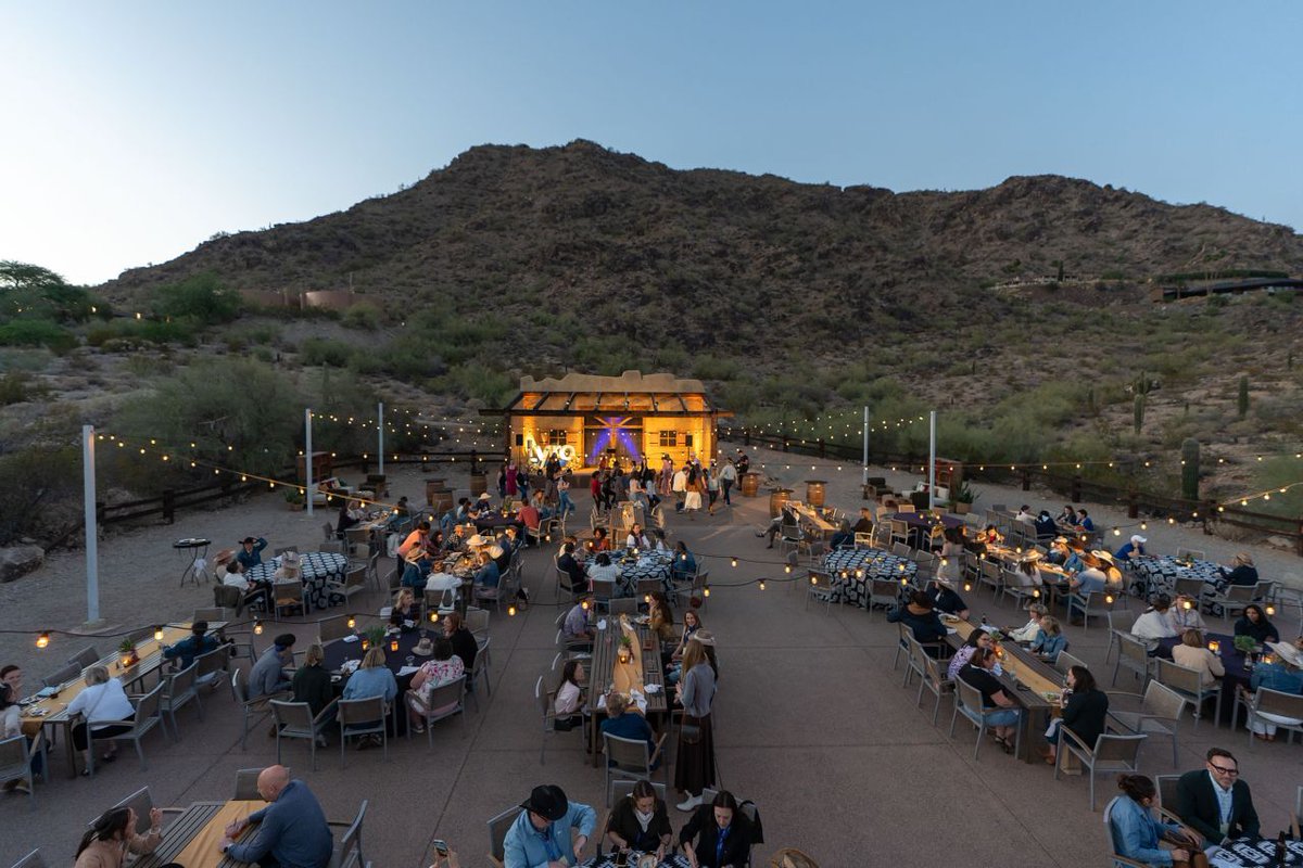 LyraHealth's tweet photo. The desert sun has set on #LyraBreakthrough, but the spark we ignited is just getting started. 🌅✨

To every trailblazing leader who joined us in the Scottsdale valley: thank you! Your passion for mental health and employee wellbeing is what keeps Lyra moving forward. 🤠✨ https://t.co/wEXTkQppiz