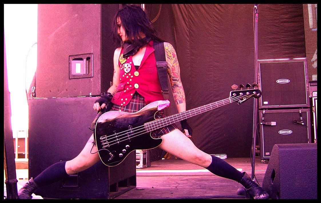 daily lindsey way! tweet media
