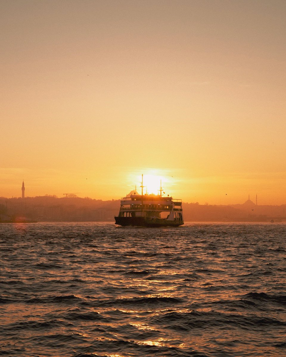 kecisayesi's tweet photo. Colours of İstanbul 🎞️ https://t.co/EBkP4TKSWu