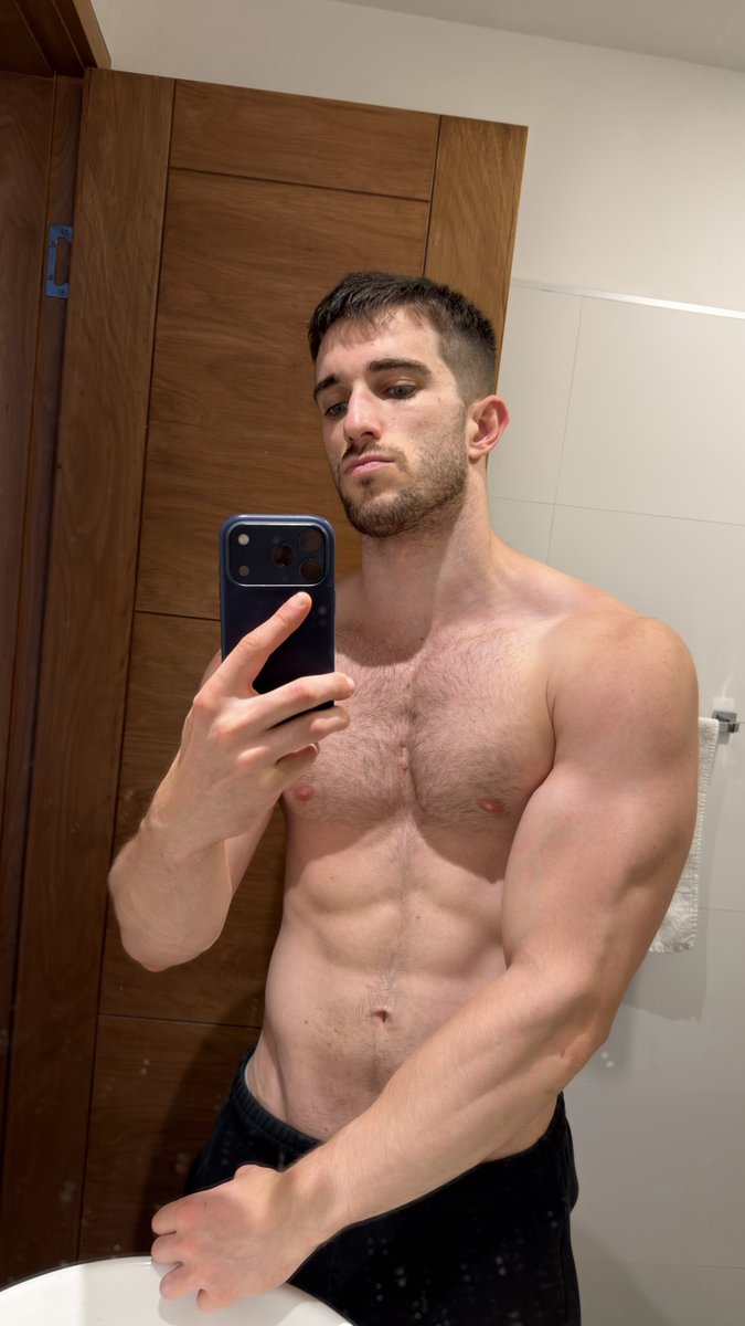 Álvaro Lorenzo tweet media
