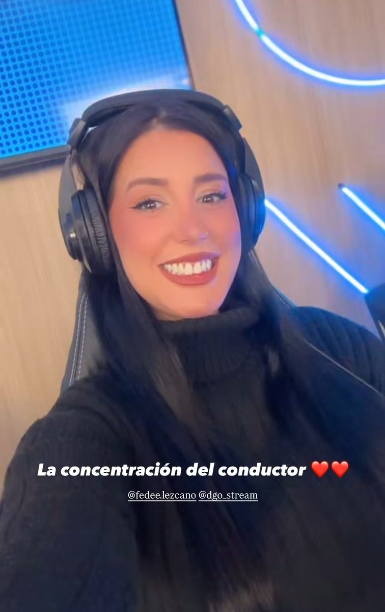 Vicky ~ #TeamJulianaDiaz 👑💙🦋▪︎ tweet media