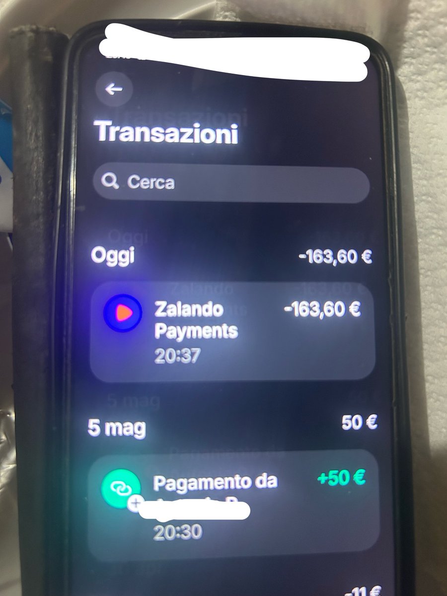 MasterLeone18's tweet photo. Qualche cane che mi rimborsa l ordine ? 
Così vi rendete utili una volta nella vita fr@ci 😂😂 https://t.co/qF7HtFBnps