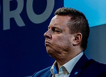 Dostikus tweet media