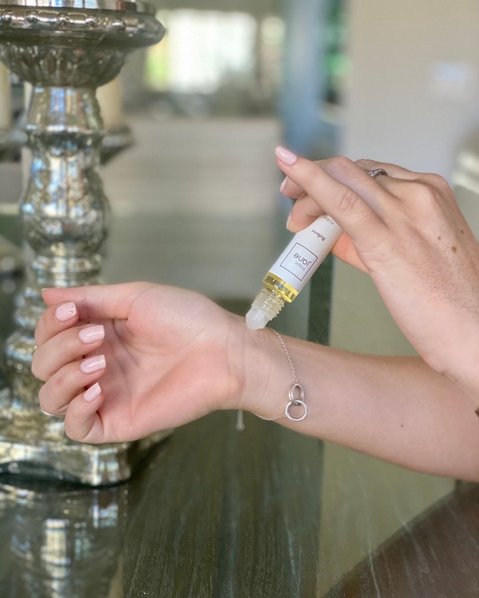 basic_jane_co's tweet photo. A little roll-on relief for wherever the day takes you✨

Keep your wellness routine close by with our easy-to-use oil roller — perfect for moments when you need a little extra calm, comfort, and recovery on the go 💛

#BasicJane #WellnessRoutine #RollOnRelief #NaturalWellness https://t.co/CWSd0BXBQV