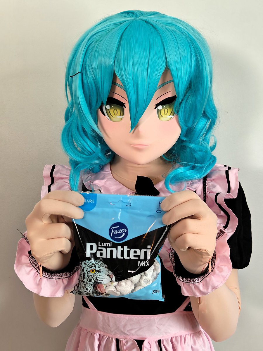 yukithekuroneko's tweet photo. Snow Panther https://t.co/VJl2nQmmcP