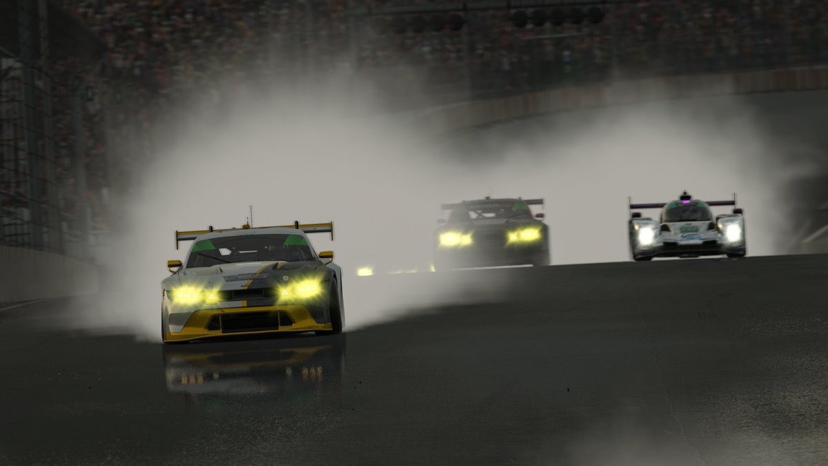 IVRALeague's tweet photo. The weather forecast calls for a high chance of rain in Monza, and we all know how rain can change things up back in Brazil!  

#IVRA #ENDURANCESERIES https://t.co/O2RpPcRUnt