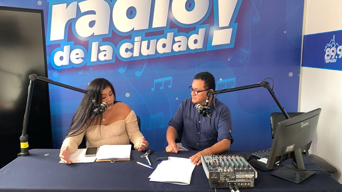 PastazaCJ's tweet photo. 📻 #CJEnMedios 
En “La Judicatura con la Ciudadanía”, Tatiana Frías, jueza de paz de #Mera,  informó que en este año se han atendido 52 casos, principalmente relacionados con conflictos vecinales y comunitarios, priorizando el diálogo.
Entérate: https://t.co/KMy9am7f9E https://t.co/fspJuicgX9